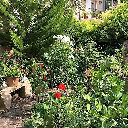 Апартаменты Les Jardins De Jacinthe